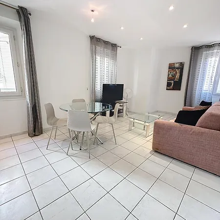 1 Bedroom Riouffe 206 2 Mins From Palais Cannes