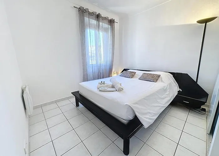 1 Bedroom Riouffe 206 2 Mins From Palais *